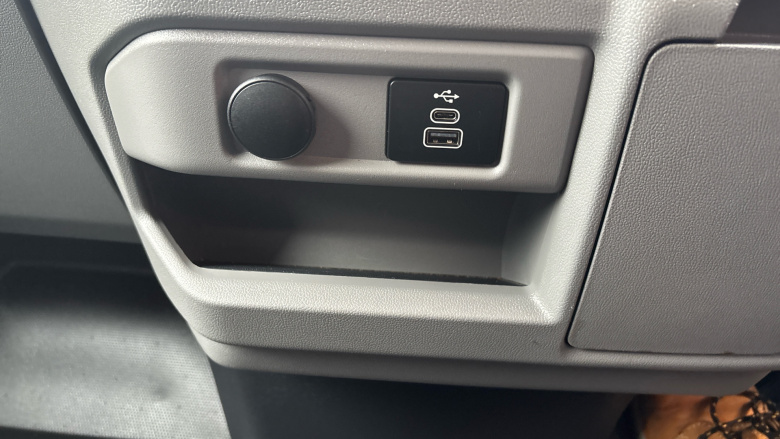 Ford Transit Custom E-320 L1 Rwd 160kW 65kWh H1 Van Sport Auto